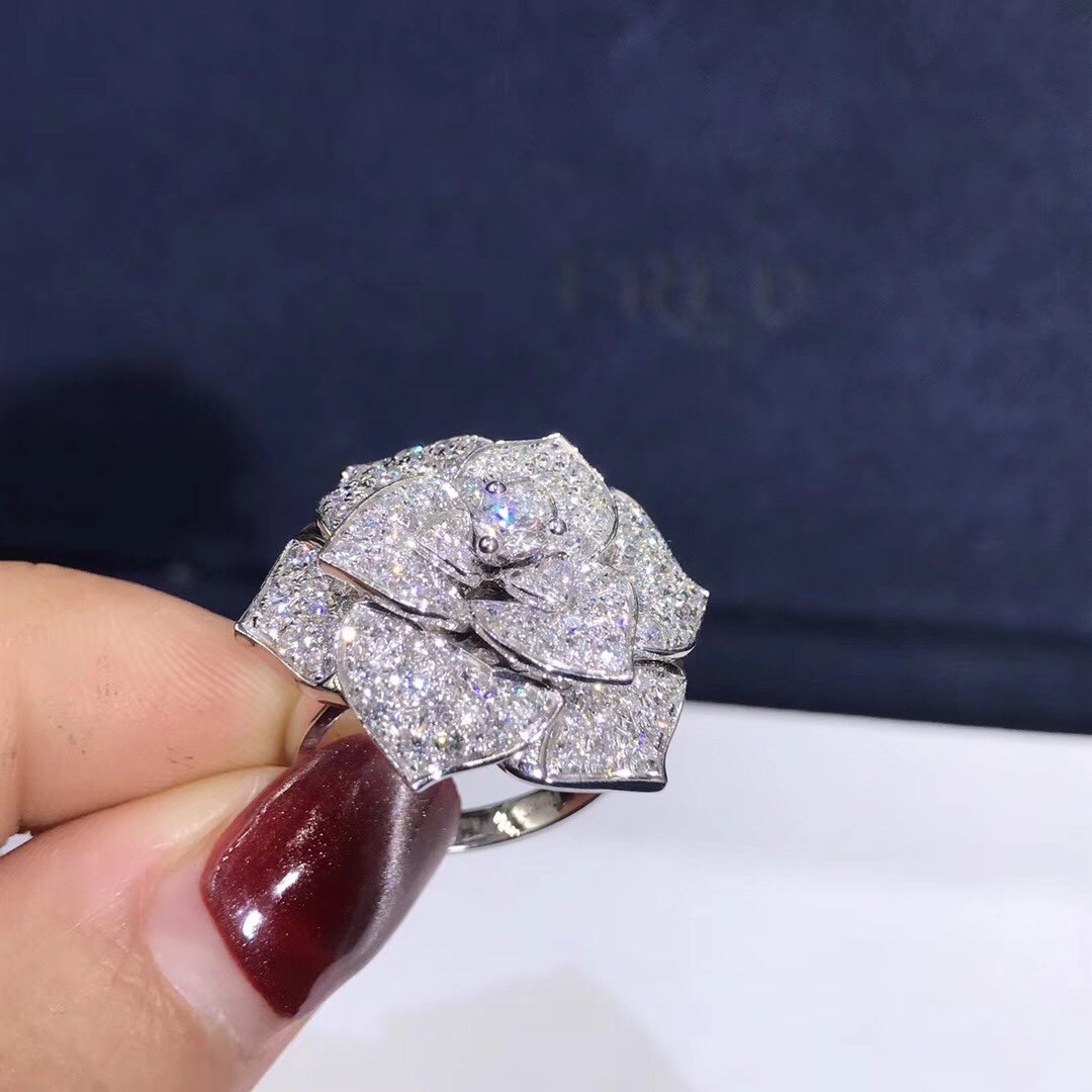 Piaget Rose Ring Customized in 18K White Gold with 112 Brilliant-cut Diamonds